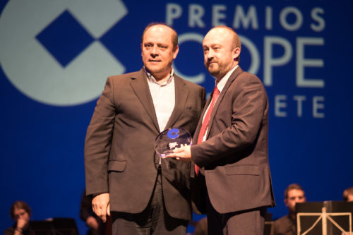 12ec404a016424d6018ff934c1c58c19